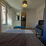 2 Pieces Lumineux Style Loft Dans Le Quartier Sète