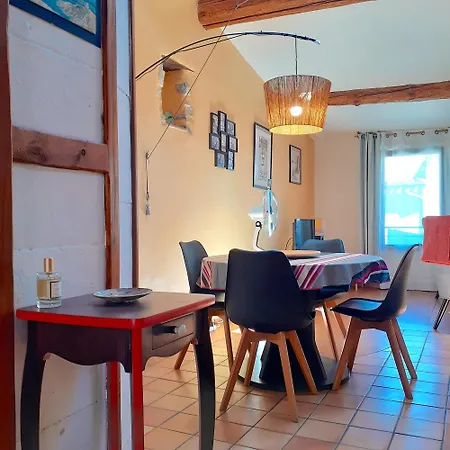 Lejlighed 2 Pieces Lumineux Style Loft Dans Le Quartier Sète