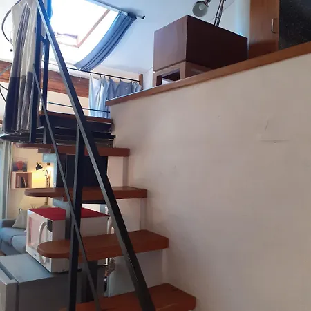 2 Pieces Lumineux Style Loft Dans Le Quartier Lejlighed Sète