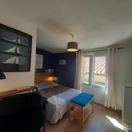 Lejlighed 2 Pieces Lumineux Style Loft Dans Le Quartier *