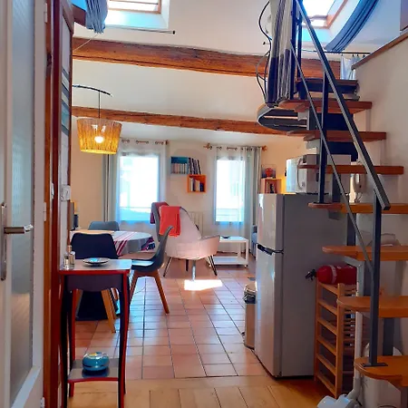 2 Pieces Lumineux Style Loft Dans Le Quartier * Sète
